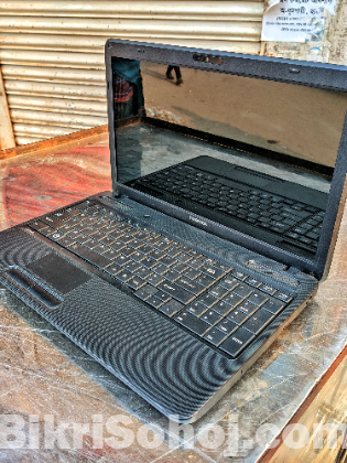 Toshiba AMD E-300 APU